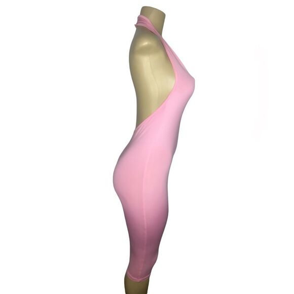 Stylish Pink Halter Romper - Picture 4 of 4